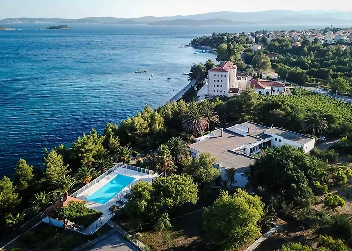 Villa Unforgettable Retreat 8 Bedrooms Peljesac Majestic Tranquil