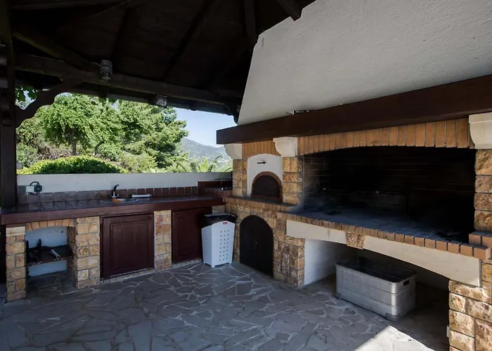 Unforgettable Retreat 8 Bedrooms Peljesac Majestic Tranquil וילה *