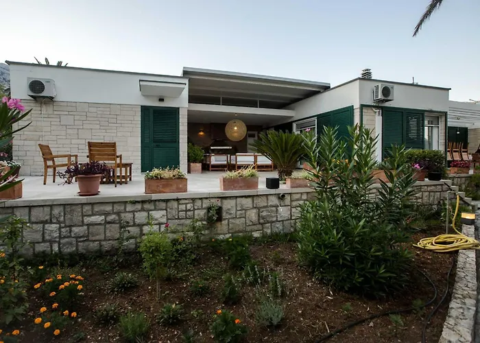 Unforgettable Retreat 8 Bedrooms Peljesac Majestic Tranquil Villa Orebić